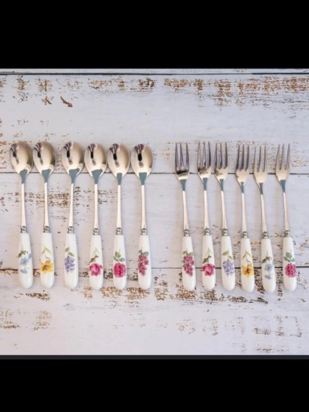12 Piece Floral dessert spoons and pastry forks Flatware Set. NEW!!